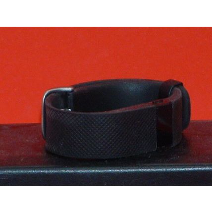 Pre Owned Black Fitbit Charge Fitness Checker Wristband (For Parts)