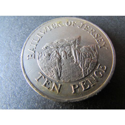 1987 QUEEN ELIZABETH II BAILIWICK OF JERSEY TEN PENCE - COIN - 3 FREE POST. P