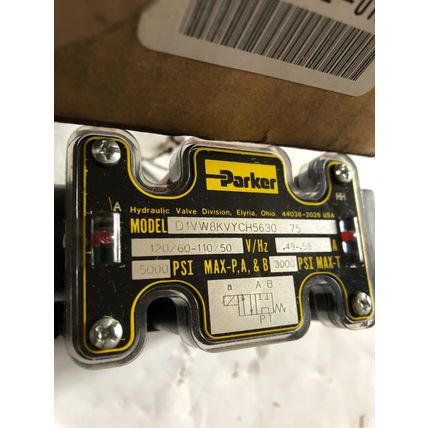NEW PARKER HANNIFIN D1VW8KVYCH5630 75 DIRECTIONAL CONTROL VALVE,BT