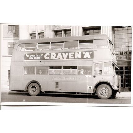 Black & White Photograph of London Transport - GYL 406