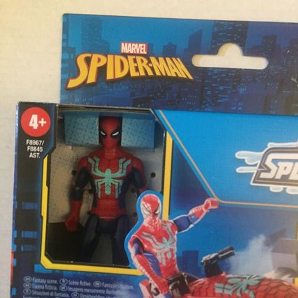 NEW Marvel Spider-Man Figure with Hydro Jet Blast Hydro Jet - Blasts Water