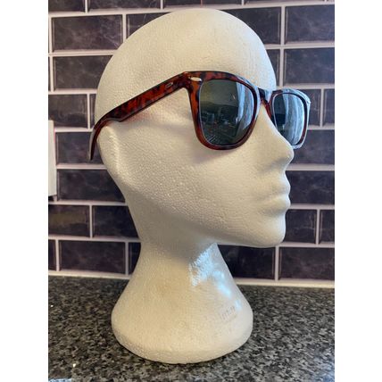 New sunglasses wayfarer