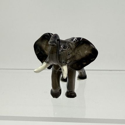Vintage Hagen Renaker Elephant Porcelain Painted Figurine Miniature 2.5”