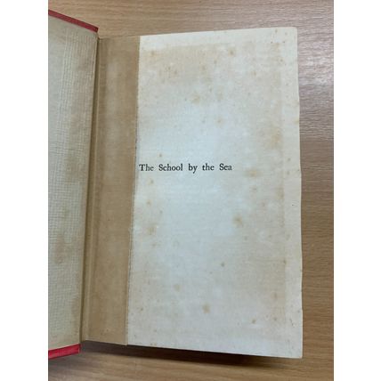 1920s ANGELA BRAZIL THE SCHOOL BY THE SEA FICTION ILLUSTRATED HARDBACK BOOK (P3)
