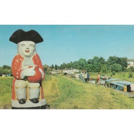 The Toby Jug Great Yarmouth Norfolk 1970s Postcard