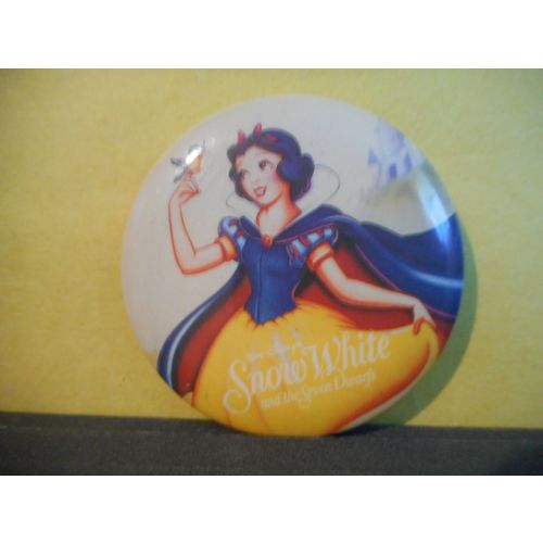 Walt Disney,Movie Promo Pinback,Snow White and the Seven Dwarfs