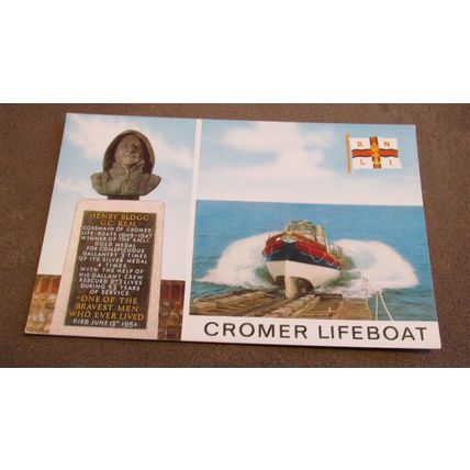 Norfolk Postcard - Cromer RNLI Lifeboat & Memorial