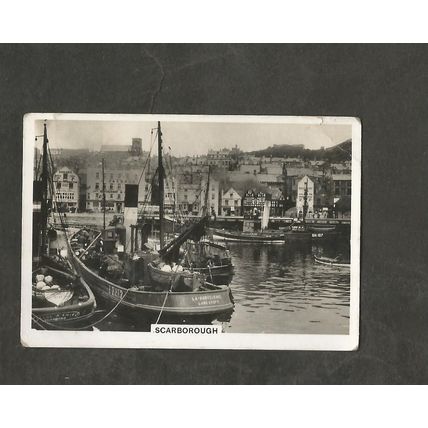 Cigarette Card Yorkshire Scarborough Coastwise #47 Trawlers