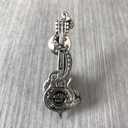 Hard Rock Cafe MEXICO 2000 7th Anniversary Silver SNAKE Guitar Pin EX RARE Staff