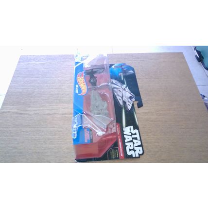 STAR WARS - First Order Tie Fighter vs Millennium Falcon - Hot Wheels Twin Pack