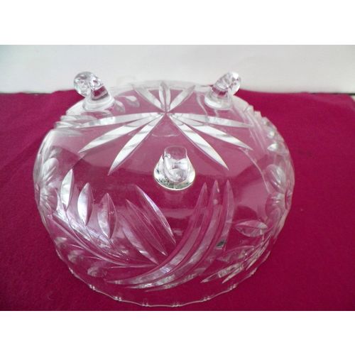 MINT TRI FOOTED 8'' DIAMETER LEAD CRYSTAL BOWL