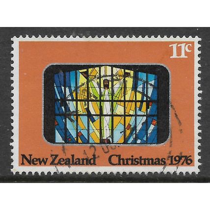 NEW ZEALAND 1976 CHRISTMAS 11c RESURRECTION STAINED GLASS WINDOW SG1130 F/U#2