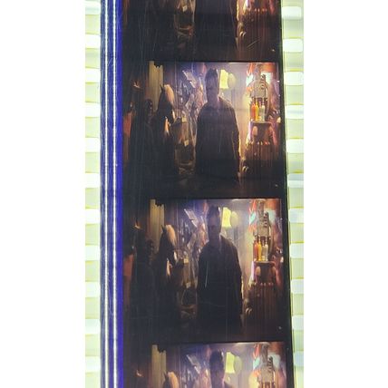 Blade Runner Pk X7P - C070r . - 1 STRIP OF 5 - 35MM FILM CELLS