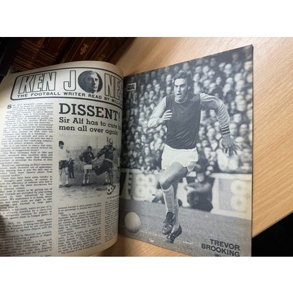 GOAL MAGAZINE #251 23 JUNE 1973 UK FOOTBALL MAGAZINE - GEORGE GRAHAM (LL)
