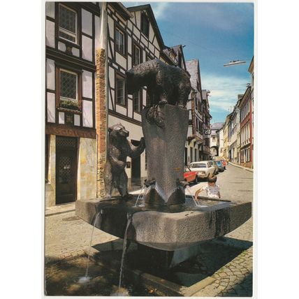 Postcard The Bear Fountain, Bernkastel-Kues an der Mosel, Germany. Unposted