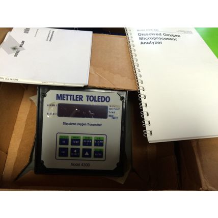 NEW METTLER TOLEDO 4300,MODEL 4300 TRANSMITTER 115/230VAC 314303000,BF,FC