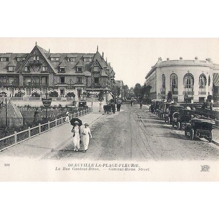 14 - Deauville - Rue Gontant Biron