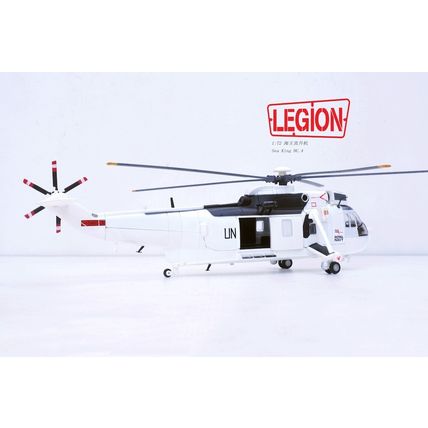 SEA KING HC.4 UNITED NATIONS PEACEKEEPING FORCE - PANZERKAMPF PAN14008LC 1/72
