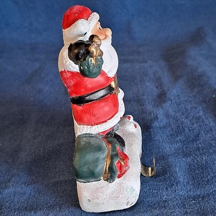 Greenbrier SANTA CLAUS Christmas STOCKING HOLDER Mantel Cement Hanger Hook