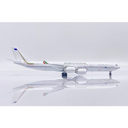 A340-500 ITALIAN AIR FORCE REG: I-TALY WITH ANTENNA - JCWINGS LH4306 1/400
