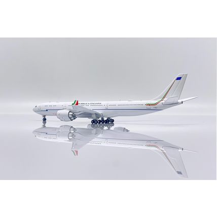 A340-500 ITALIAN AIR FORCE REG: I-TALY WITH ANTENNA - JCWINGS LH4306 1/400