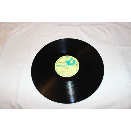 Be-Bop-Deluxe LP with Original Record Sleeve-DRASTIC PLASTIC STEREO
