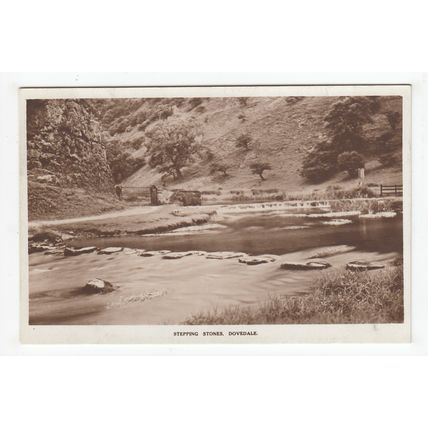 The Stepping Stones Dovedale Postcard Derbyshire DV39