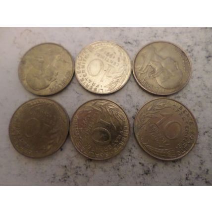 France - 30 differently dated - 10 centime coins #