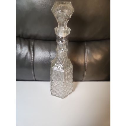 14" Vintage Libbey Cambridge Diamond Cut Glass Decanter Stopper Whiskey Bourbon