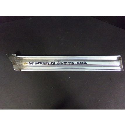 1967 Plymouth Satellite RH Front Tire to Door Edge Trim OEM