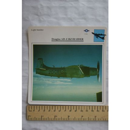 Douglas AD-4 Skyraider - USA - Light Bomber - Collectors Club Card
