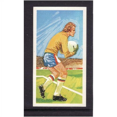 Brook Bond Play Better Soccer SAVING A HARD SHOT No 30 Mint
