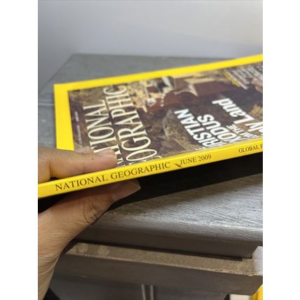 National Geographic Magazine June 2009 Christian Exodus Fr Holy LandCollectable
