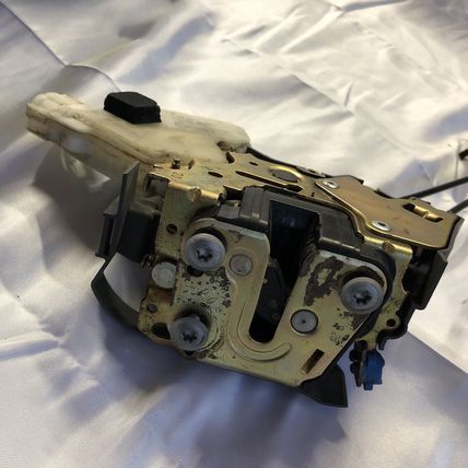Interior Door Handle + Latch Actuator Passenger Right Front Infiniti G35 Sedan