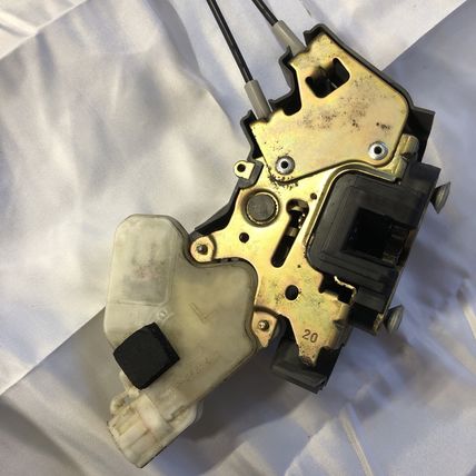 Interior Door Handle + Latch Actuator Passenger Right Front Infiniti G35 Sedan