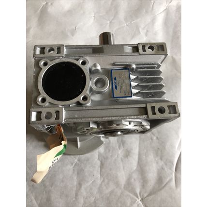 NEW IPTS iblcs063,BLCS063 RIGHT-ANGLE GEAR REDUCER,1:7.5-RATIO,DLCS063,1:7.5,CH
