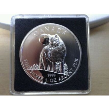 2011 Canada Silver Wolf 1 Ounce coin