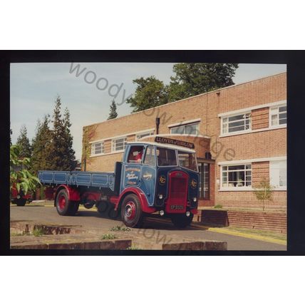 tm8573 - Commercial Vehicle - Lloyds of Ludlow Truck -Reg.EP 9329 - photo 6x4