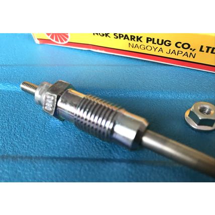 NGK Y-928U 5700 x1 Glowplug glow plug FAST dispatch