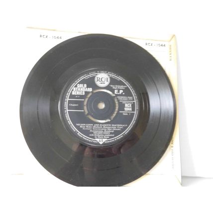 7" 1959 . NELSON EDDY & JEANETTE MACDONALD, EP,RCA . RCX 1044,4 TRACKS.NEAR MINT