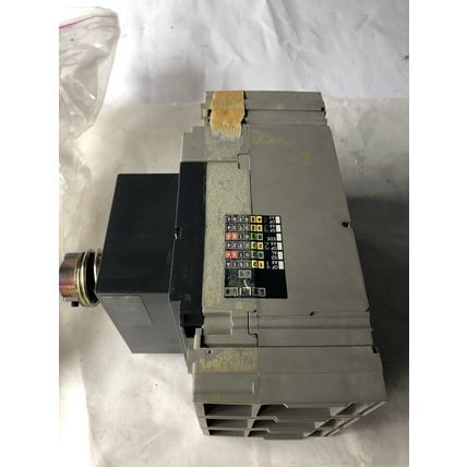NEW MERLIN GERIN NSF150 N CIRCUIT BREAKER, 150 A, 3-POLE, WITH HANDLE,BS