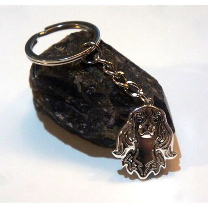 CAVALIER SPANIEL DOG KEY RING WITH KEY CHAIN & VELVET GIFT BAG