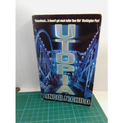 Utopia, by Lincoln Child PB