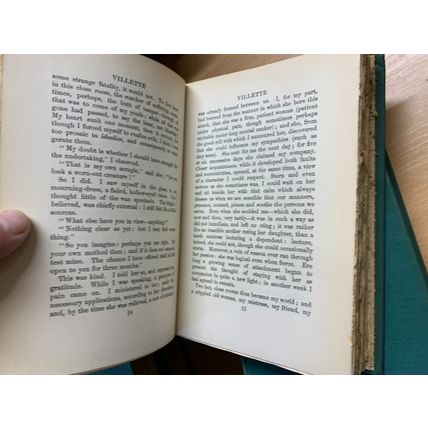 1924 CHARLOTTE BRONTE "VILLETTE" VOLS 1 & 2 FICTION 1.5kg HARDBACK BOOKS (P8)