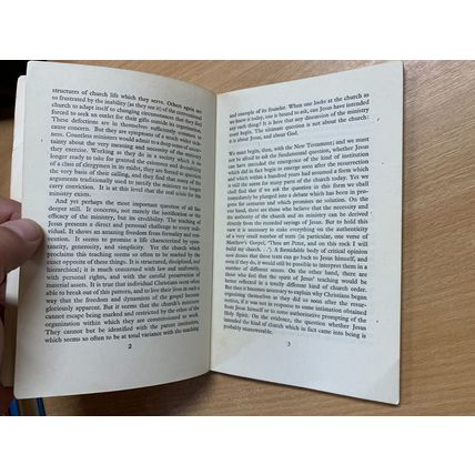 RARE* 1975 PRIEST OR PRESIDENT? A E HARVEY RELIGIOUS SMALL PAPERBACK BOOK (LL)