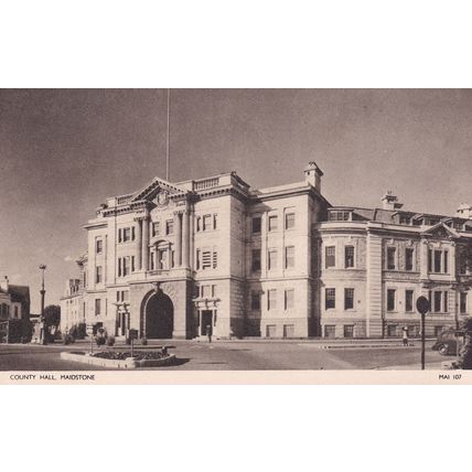 County Hall Maidstone Kent Jarrold Chrome Series Postcard