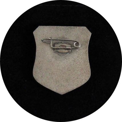 Badge German Cap Pin German Replica Iron Cross Gift Bag 3.3 cm x 3 cm BA16