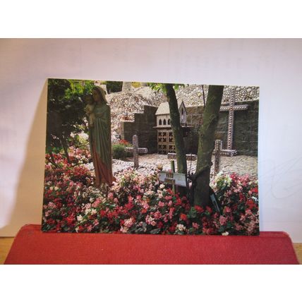 SHELL GARDENS, MONT LES VAUX, ST. BRELADE, JERSEY unused postcard by Jarrold a =