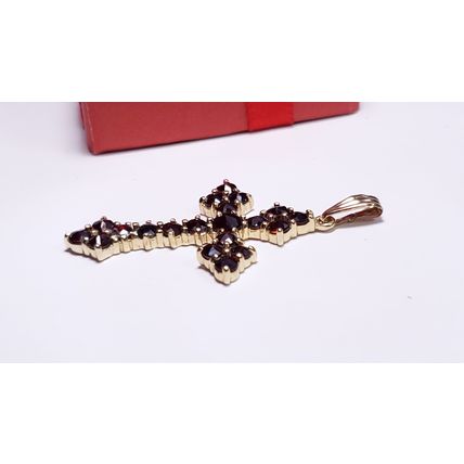 Estate 3ctw Natural round Garnet 14Kt Yellow Gold 1.25"X 7/8" Cross Pendant20807