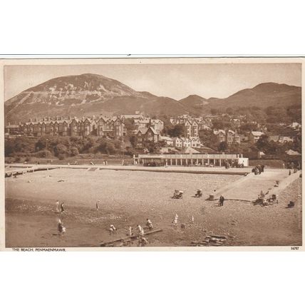 The Beach Penmaenmawr Caernavonshire Postcard (CAE77750)